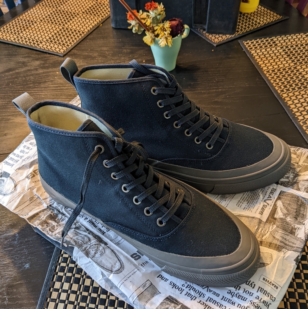 New - SeaVees Mariners Boot